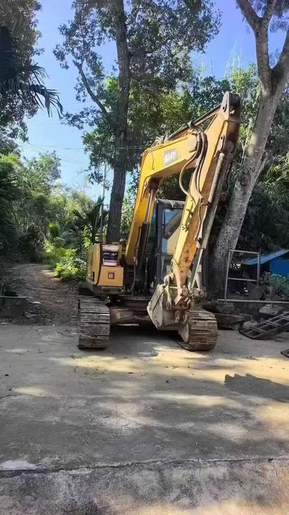 Buy Sany SY75 Used Excavator / 1