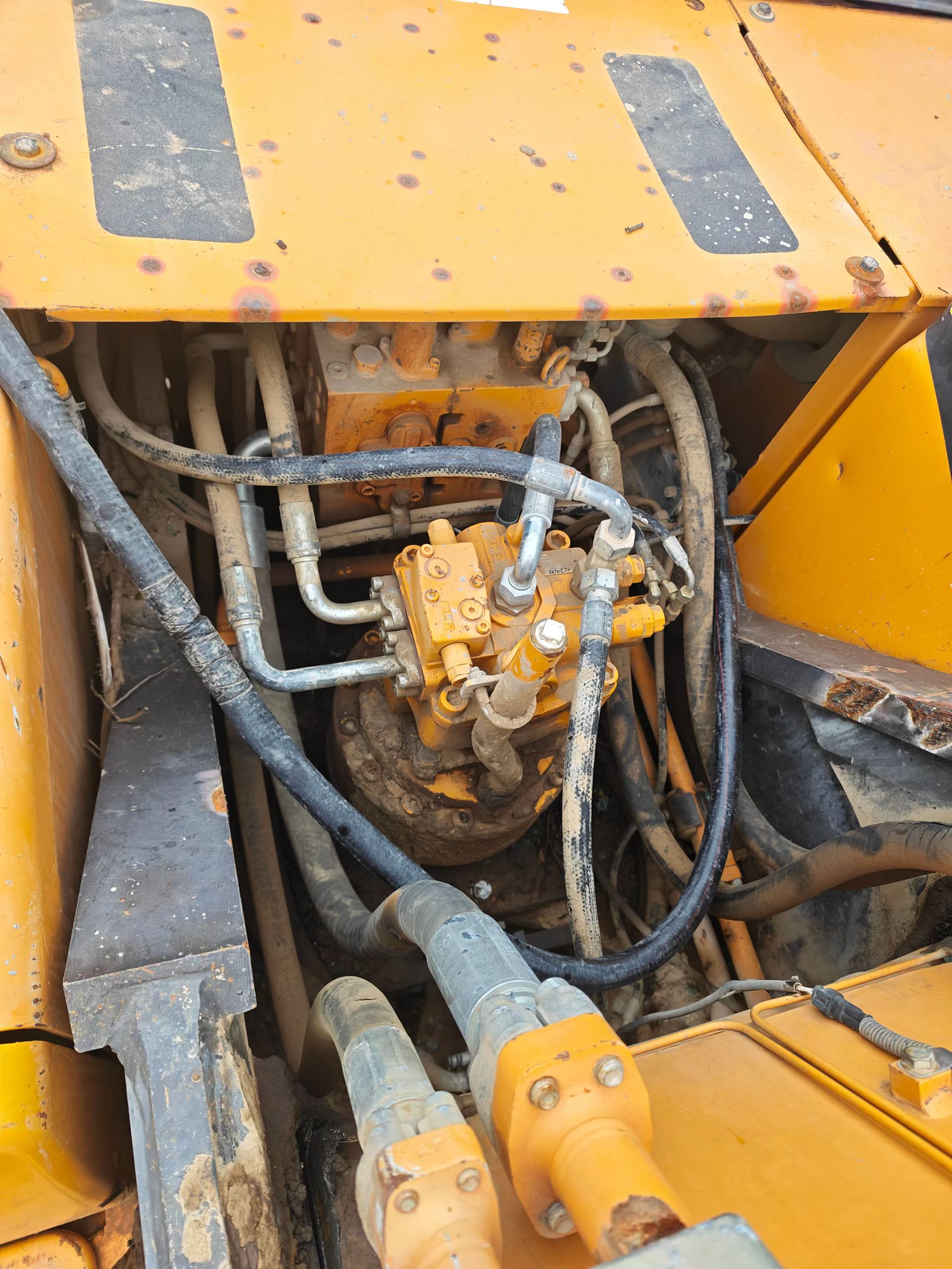 Buy Sany SY235C Used Excavator / 7