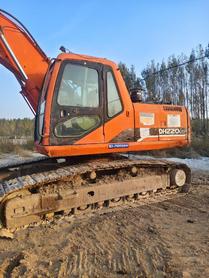 Buy Doosan DH220-7 Used Excavator / 2 Buy Doosan DH220-7 Used Excavator / 2