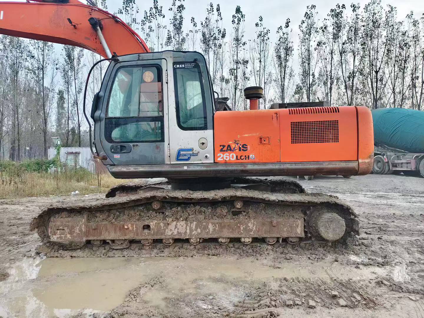 Buy Hitachi ZX260-3G Used Excavator / 4