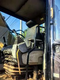 Buy Caterpillar 320D Used Excavator / 5 Buy Caterpillar 320D Used Excavator / 5