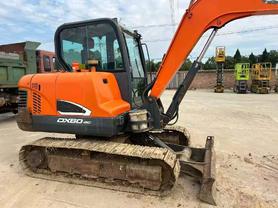 Buy Doosan DH55 Used Excavator / 3 Buy Doosan DH55 Used Excavator / 3