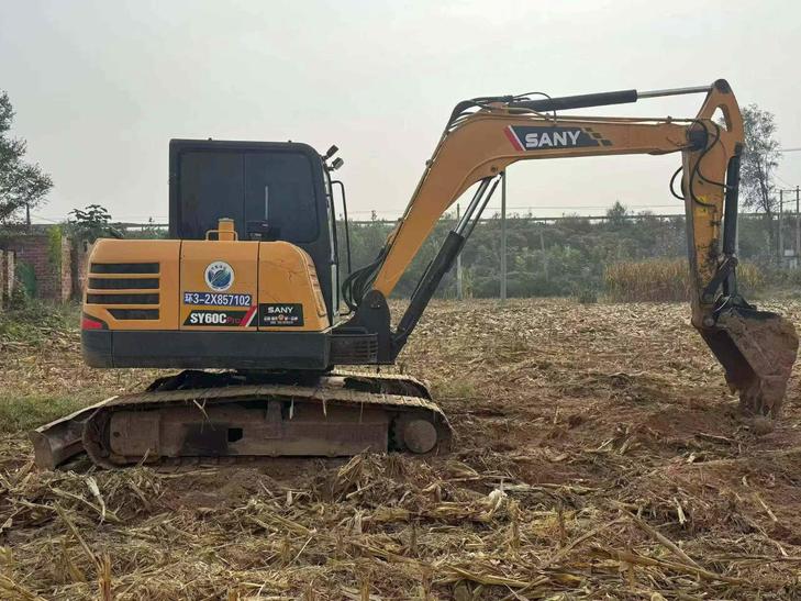 Buy Sany SY60 Used Excavator / 1