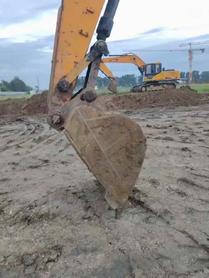 Buy Sany SY215C-8 Used Excavator / 2 Buy Sany SY215C-8 Used Excavator / 2