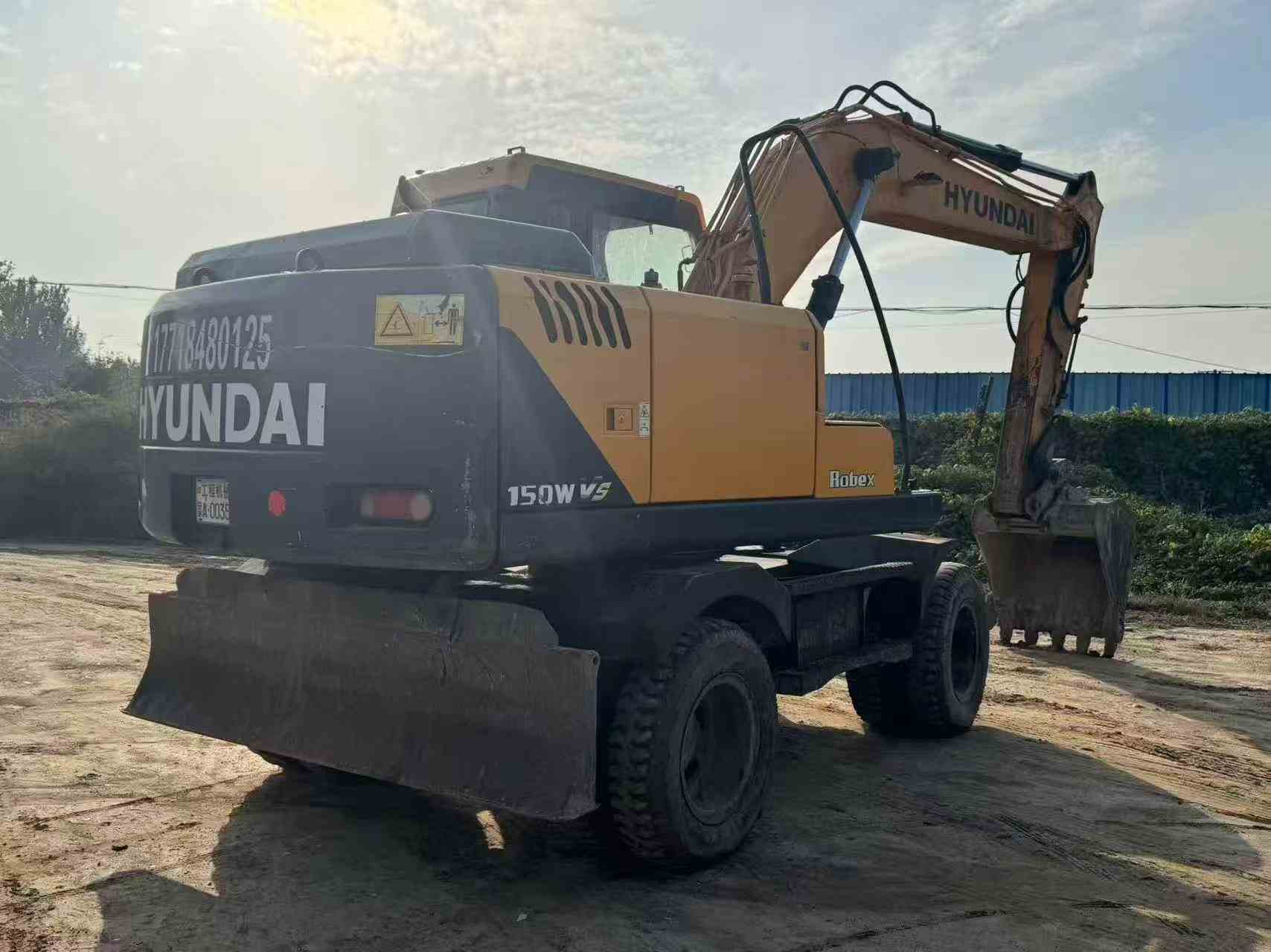 Buy Hyundai R150-7 Used Excavator / 2