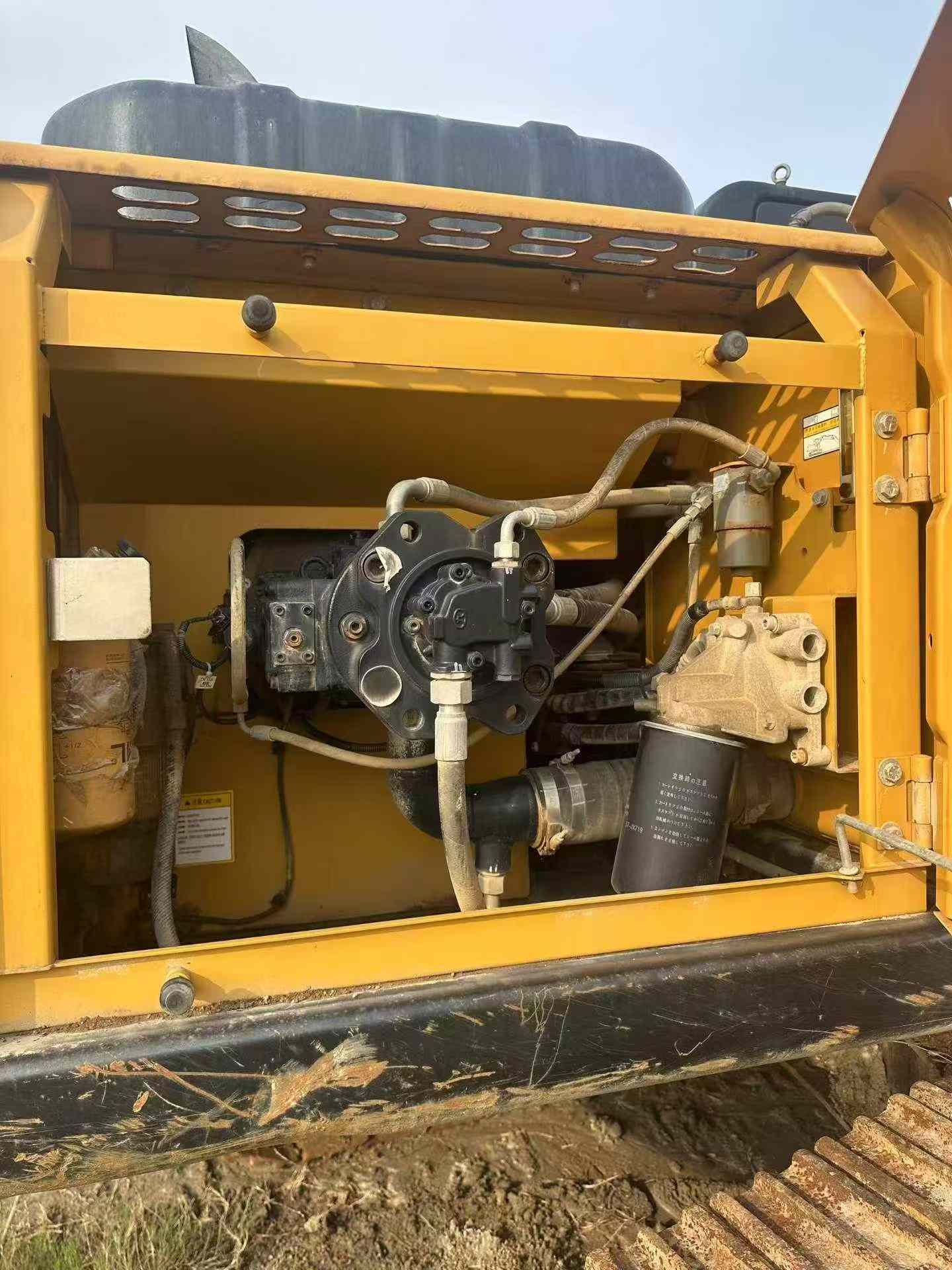 Buy Sany SY200C Used Excavator / 6