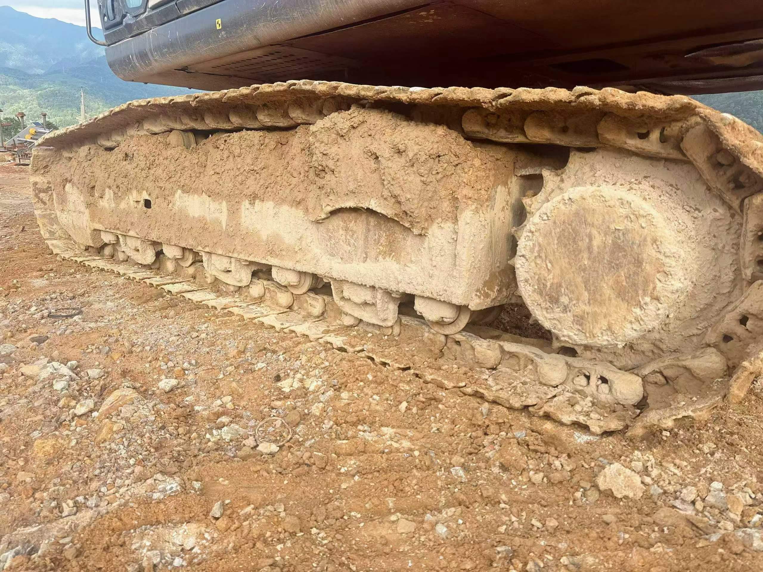 شراء حفارة Hitachi ZX330-3 مستعملة / 8