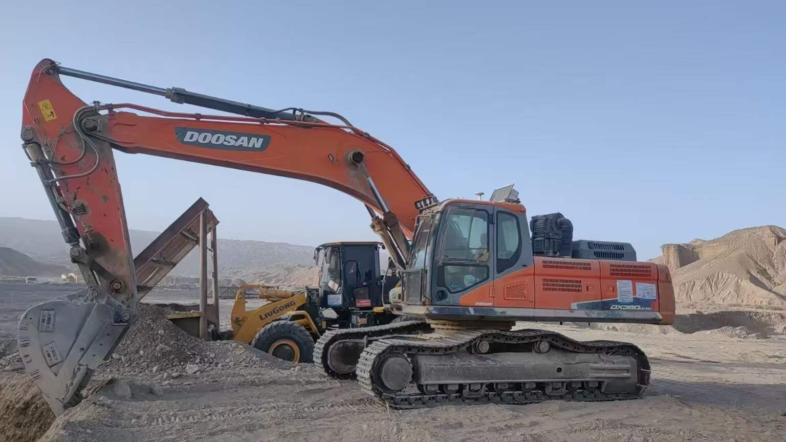 Comprar Doosan DX380 Usado Excavadora