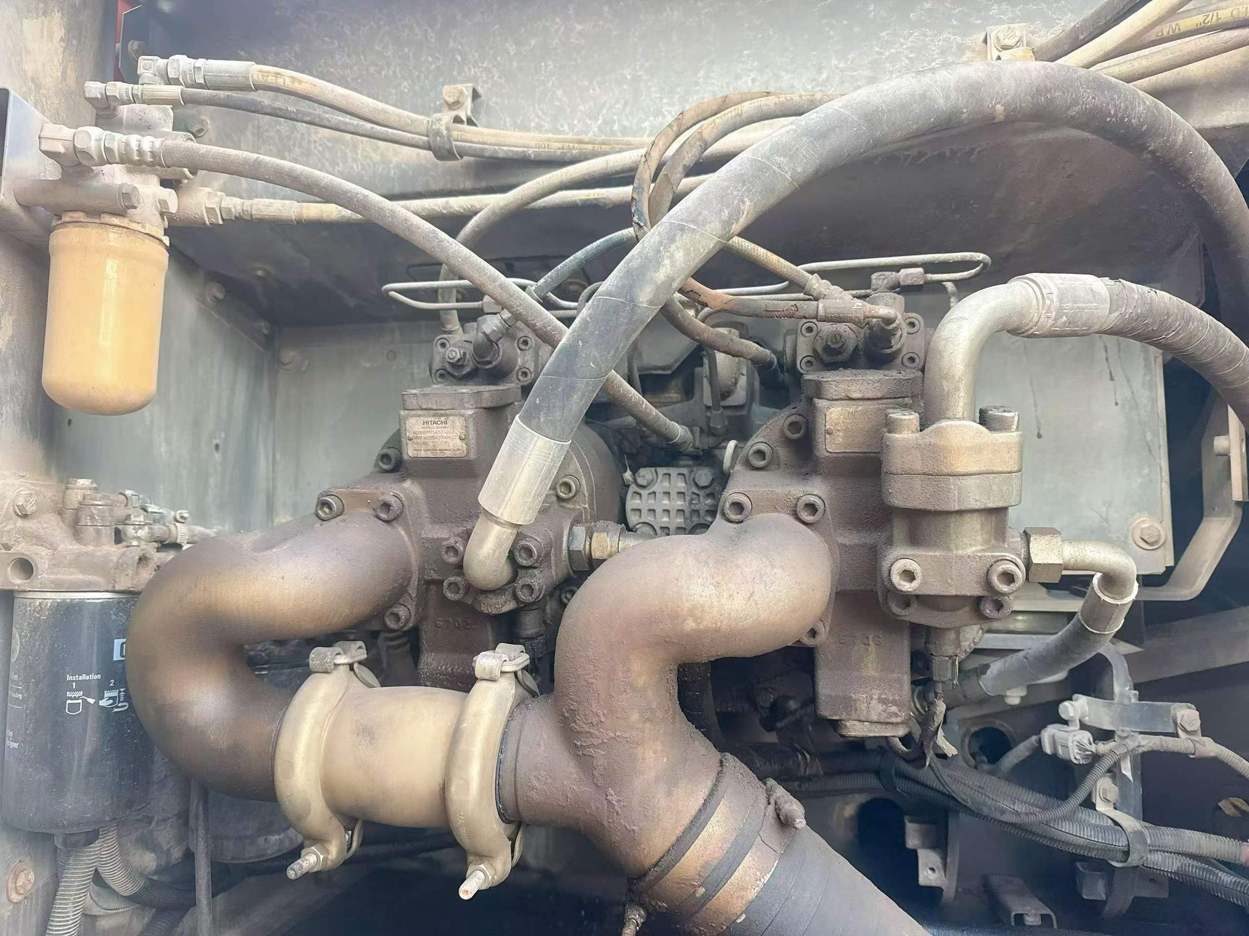شراء حفارة Hitachi ZX330-3 مستعملة / 7