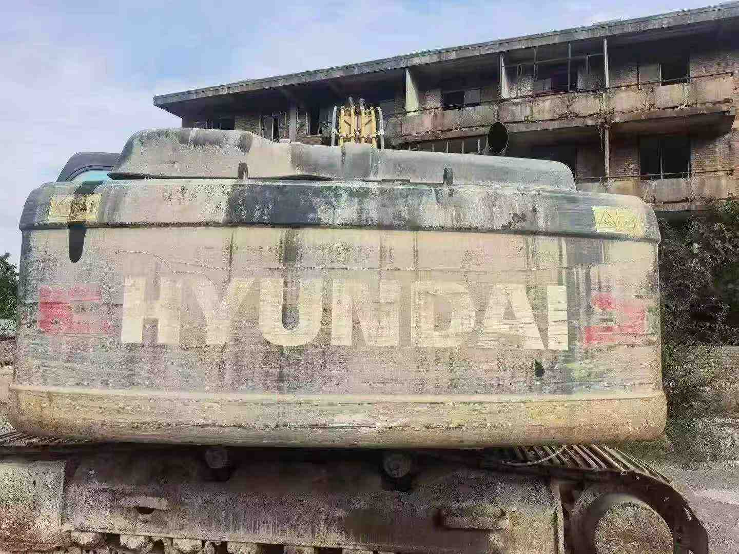 Buy Hyundai R225-7 Used Excavator / 6