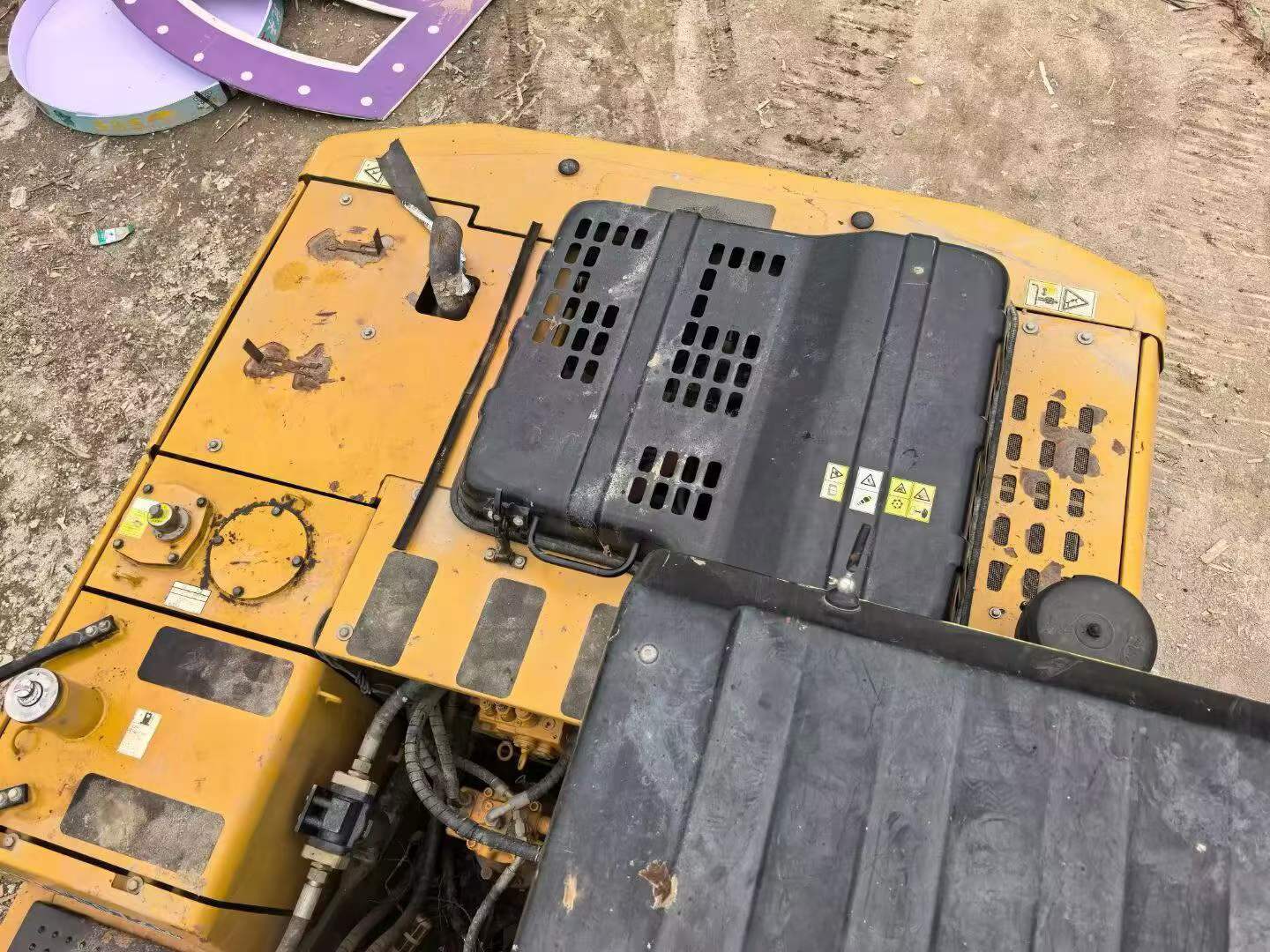 Buy Sany SY135 Used Excavator / 8