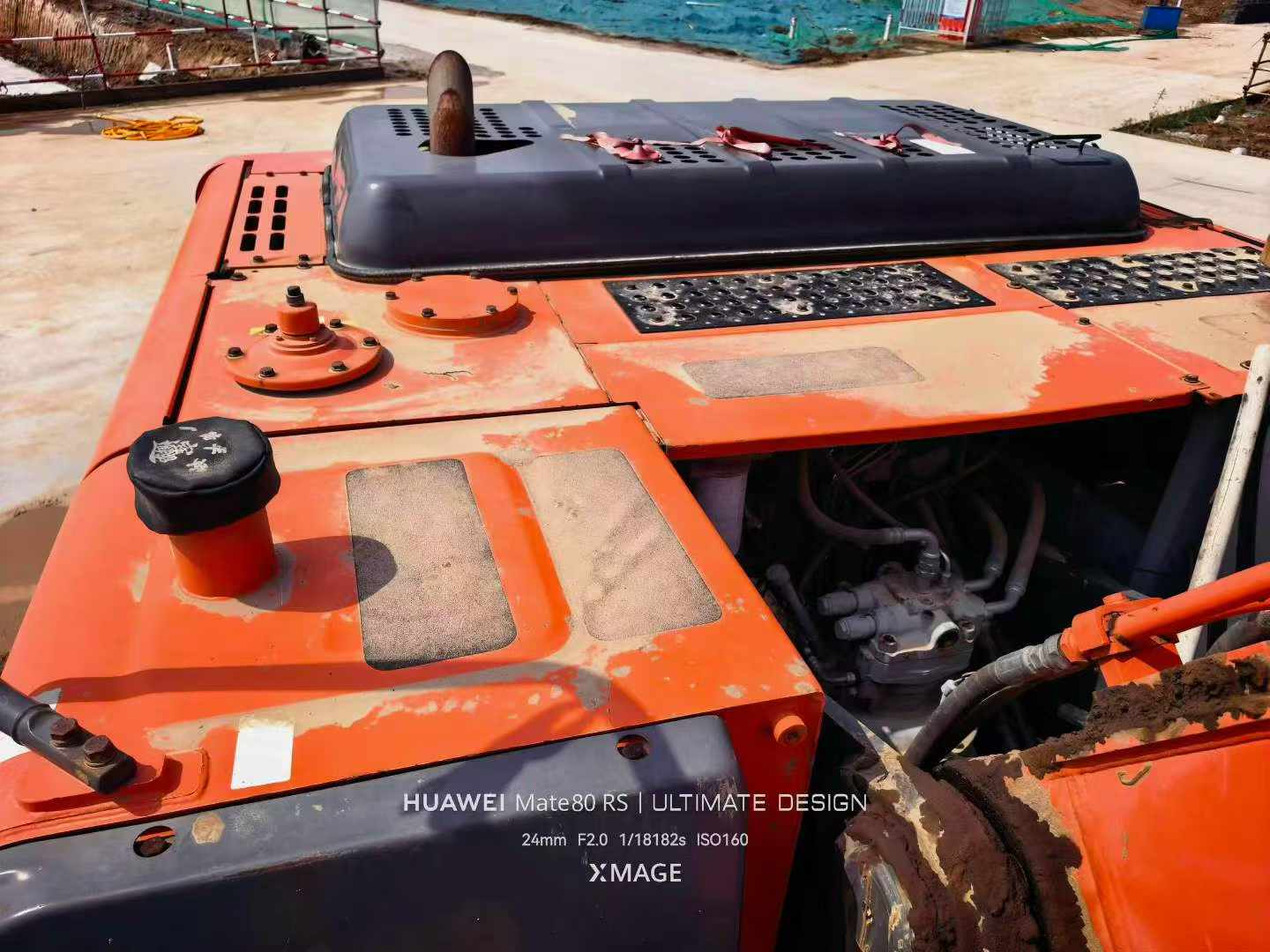 Buy Hitachi ZX240 Used Excavator / 7