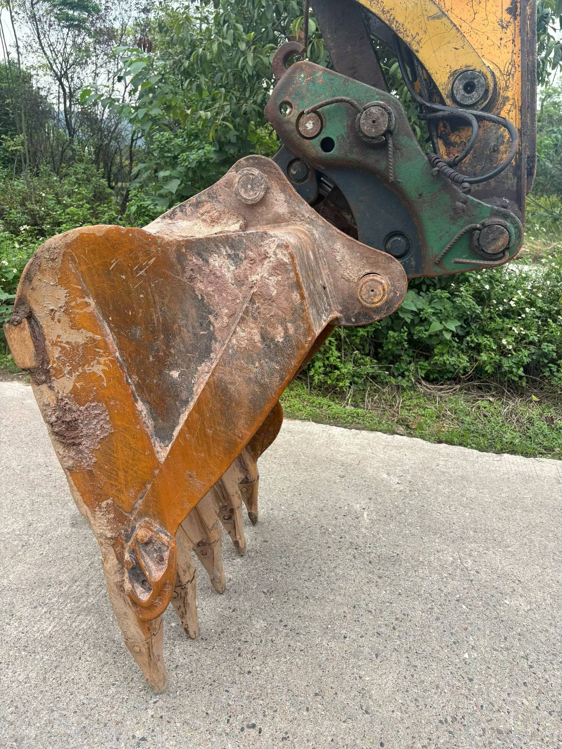 Buy Hyundai R150-7 Used Excavator / 4