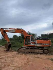 Buy Doosan DH300-7 Used Excavator / 3 Buy Doosan DH300-7 Used Excavator / 3