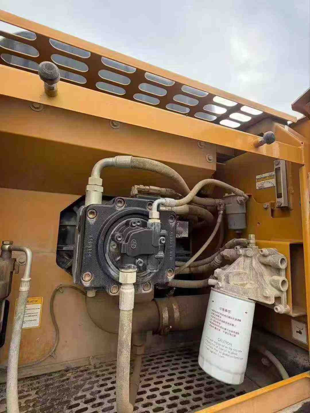 Buy Sany SY205C Used Excavator / 5
