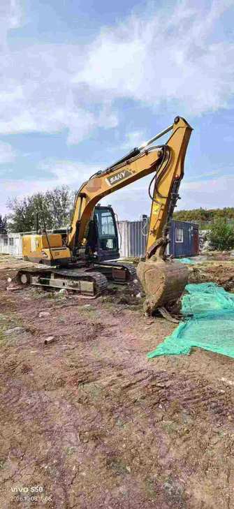 Buy Sany SY135 Used Excavator / 1