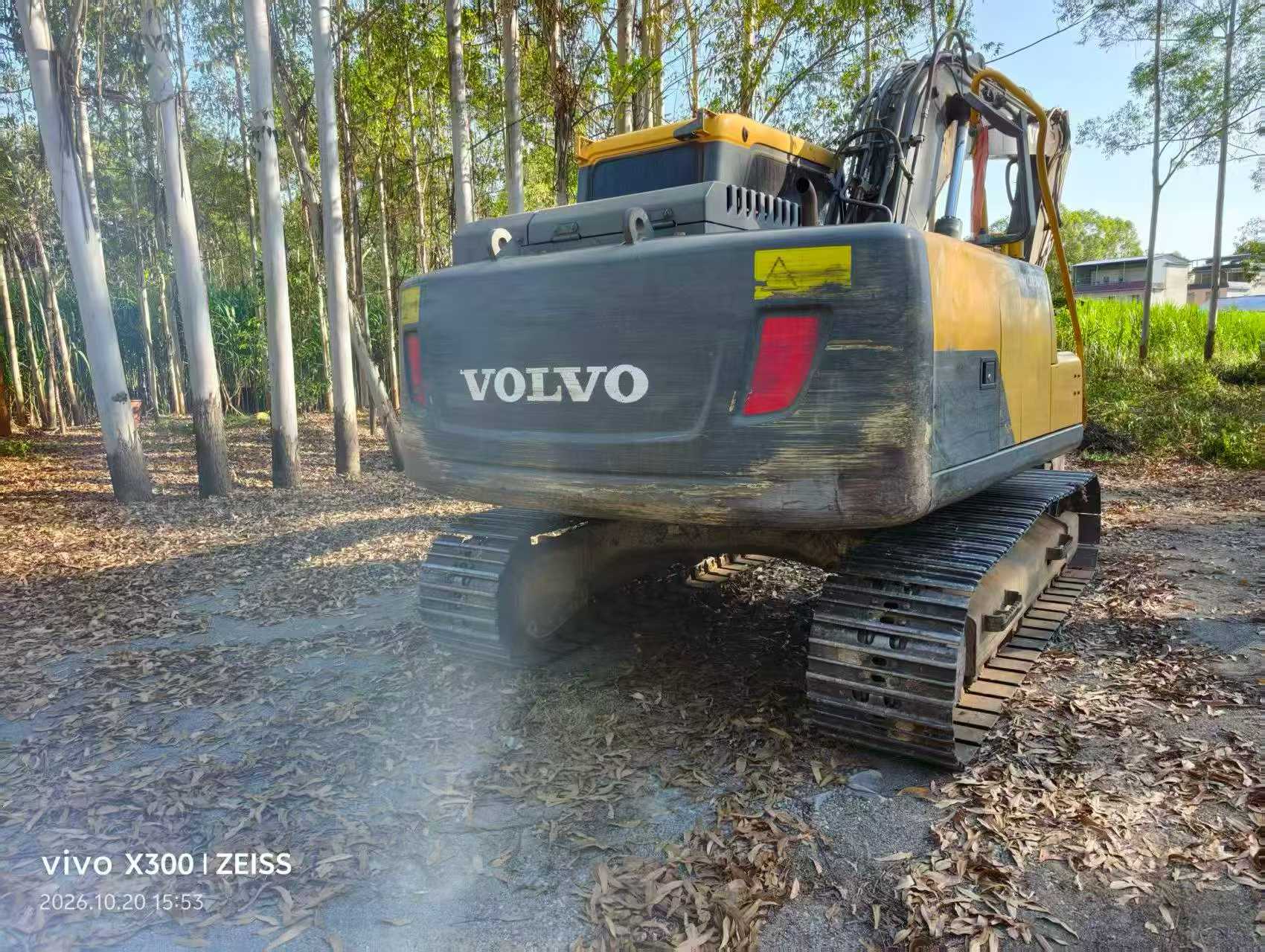 Buy Volvo L120E Used Excavator / 2