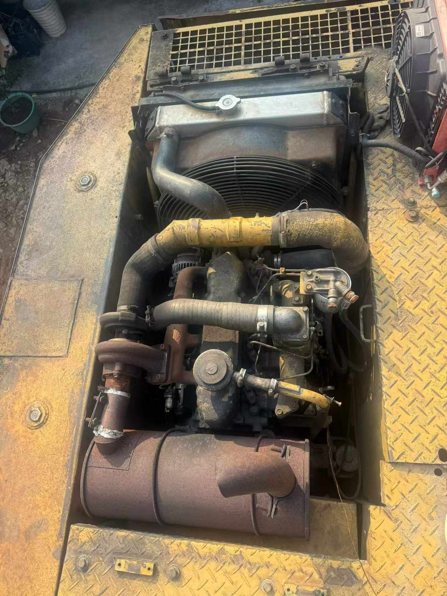 Buy Caterpillar E120B Used Excavator / 6