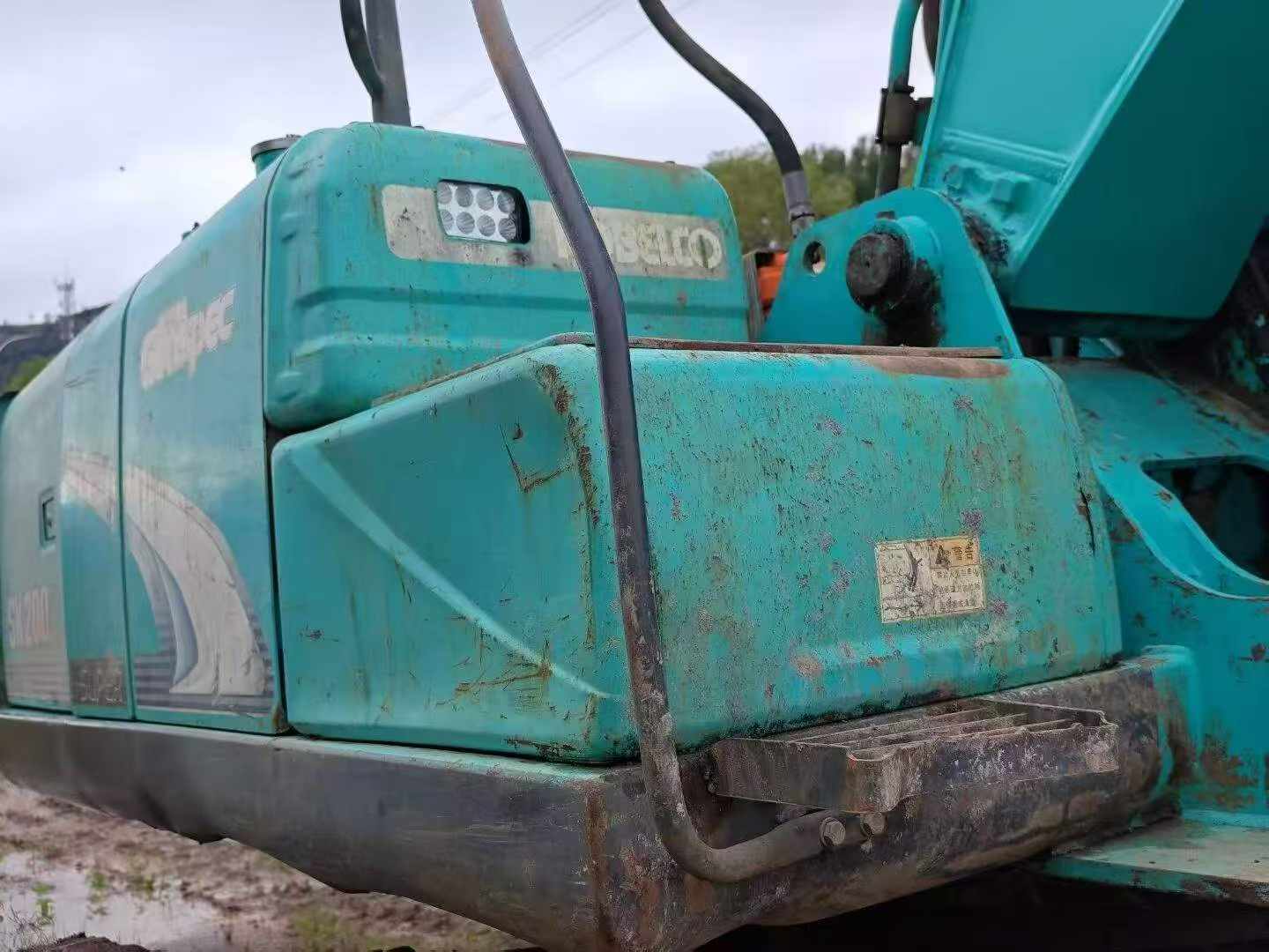 Buy Kobelco SK210 Used Excavator / 3
