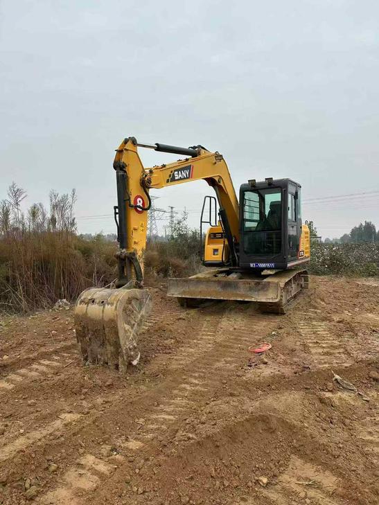 Buy Sany SY75 Used Excavator / 1