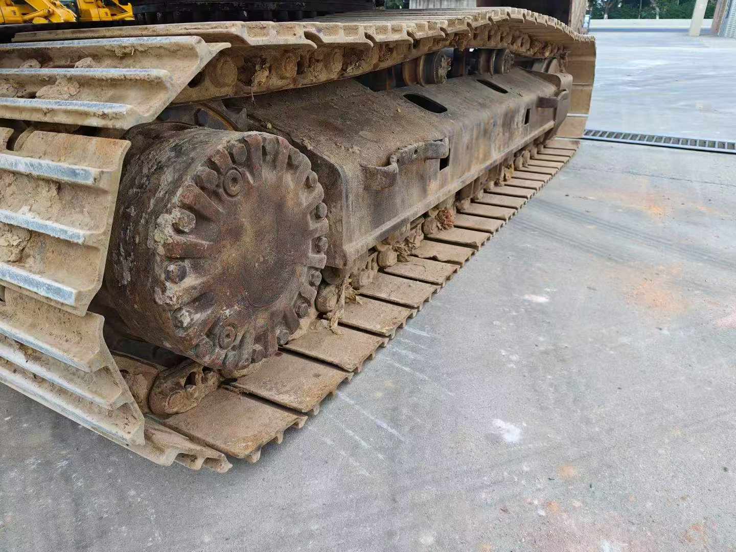 Buy Caterpillar 320D Used Excavator / 7