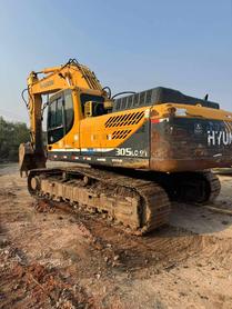 Buy Hyundai R305LVS Used Excavator / 3 Buy Hyundai R305LVS Used Excavator / 3