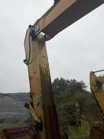 Buy Caterpillar 330B Used Excavator / 8 Buy Caterpillar 330B Used Excavator / 8