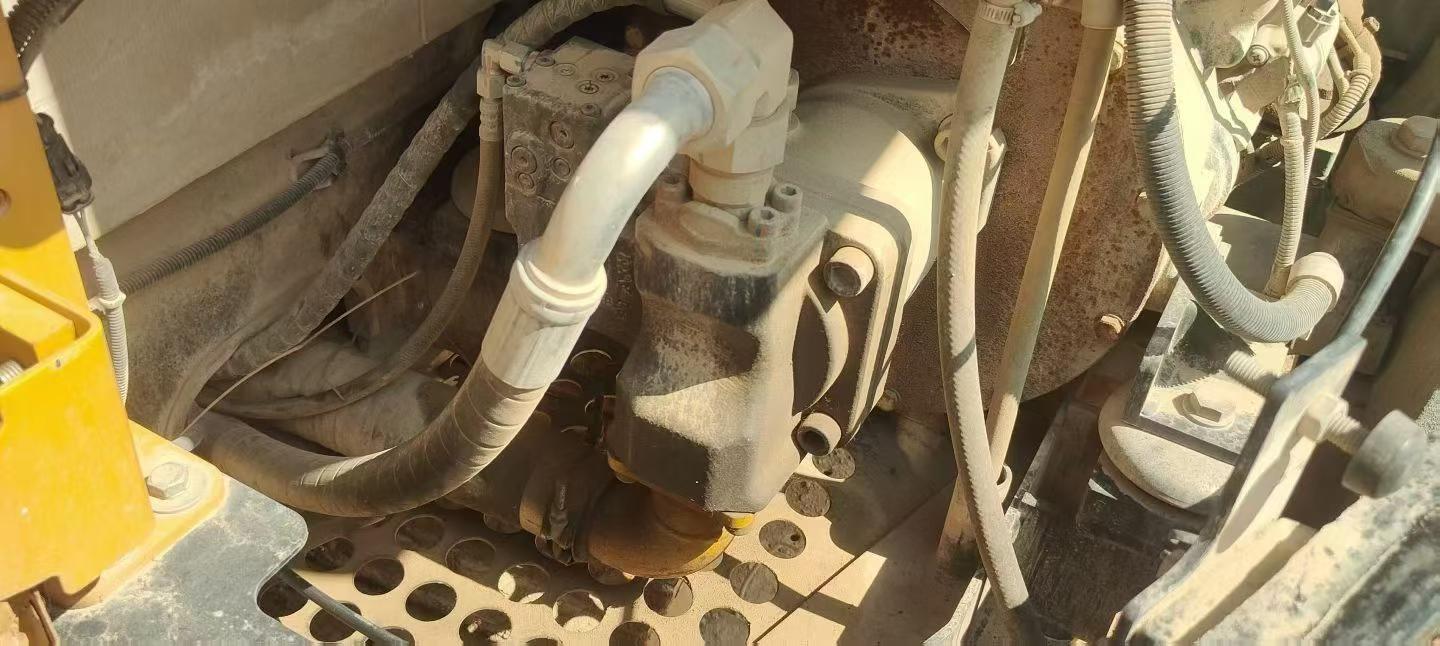 Buy Sany SY60 Used Excavator / 8
