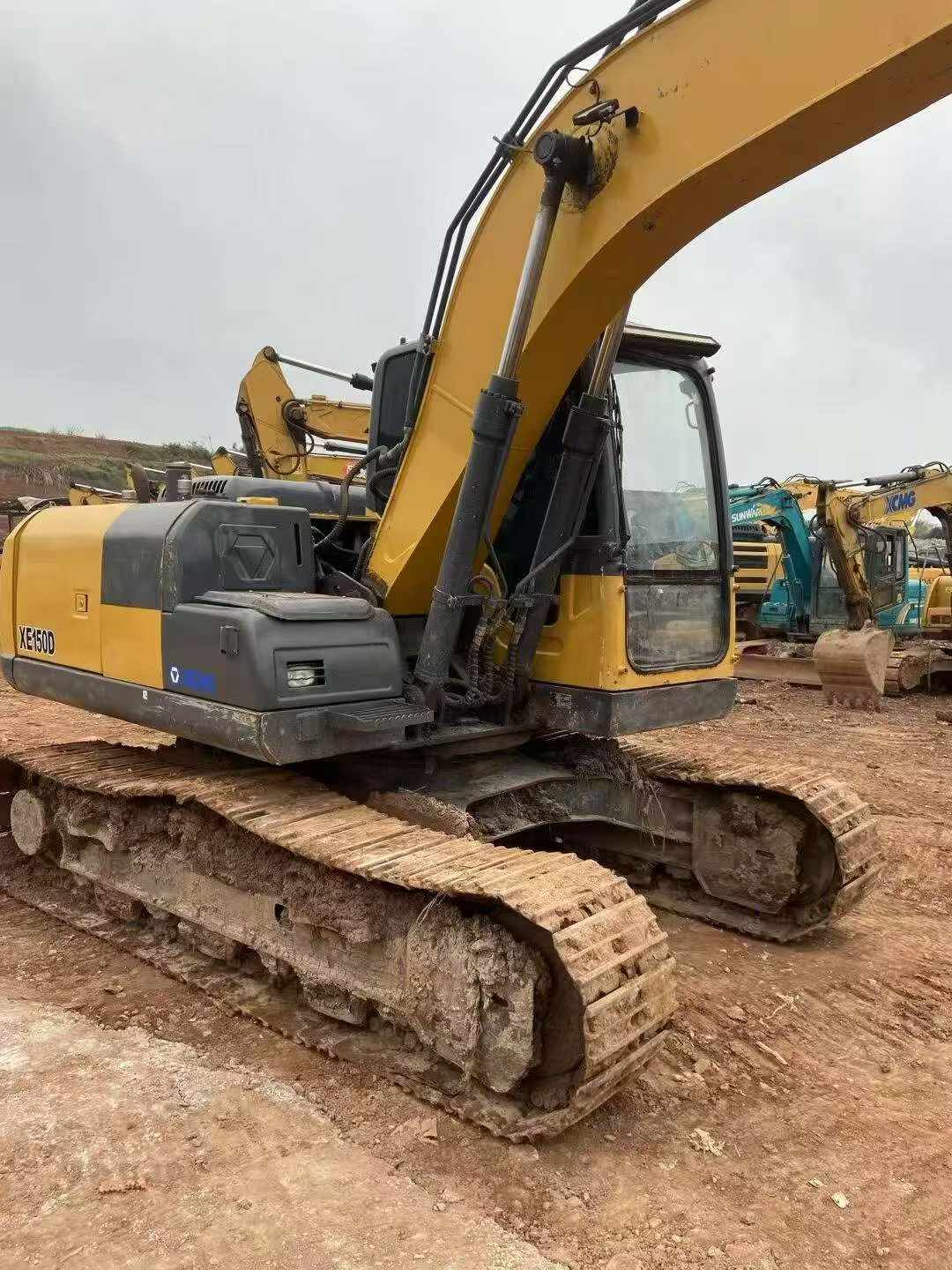 شراء حفارة XCMG LW200 مستعملة / 5