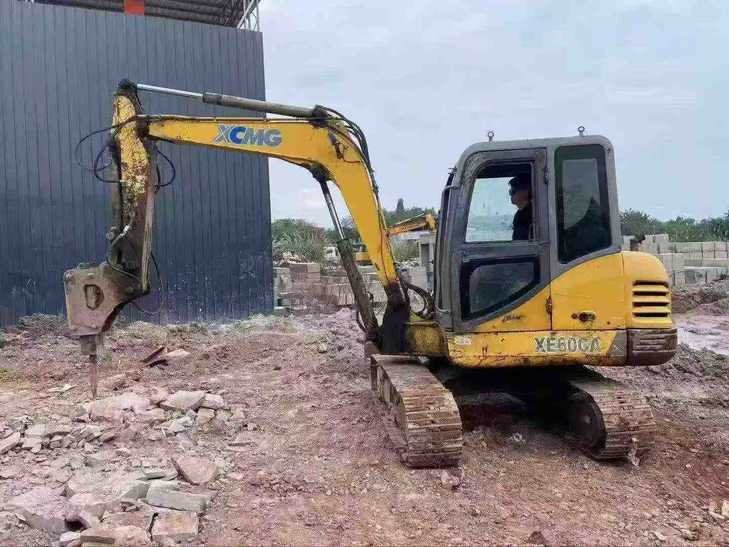 Buy XCMG XE60 Used Excavator / 1