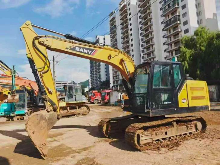Buy Sany SY135 Used Excavator / 1