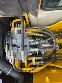 Buy Kato Used Excavator / 3 Buy Kato Used Excavator / 3