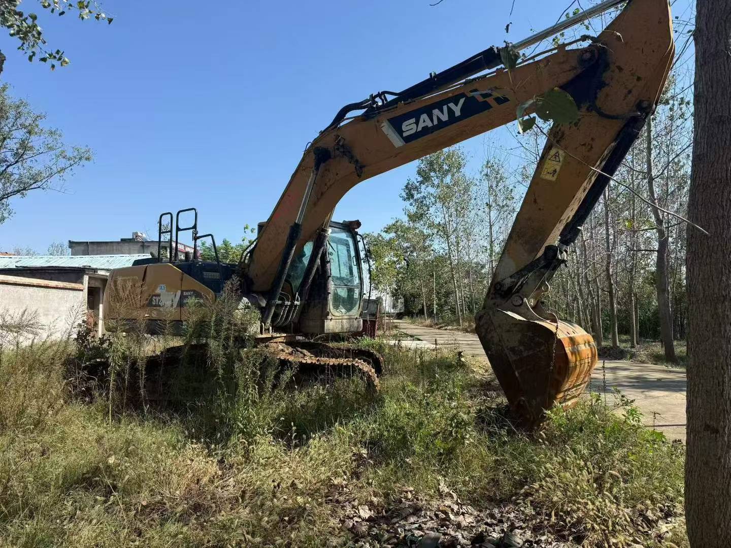 Buy Sany SY215C Used Excavator / 2