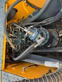 Buy Hyundai R305LVS Used Excavator / 8 Buy Hyundai R305LVS Used Excavator / 8