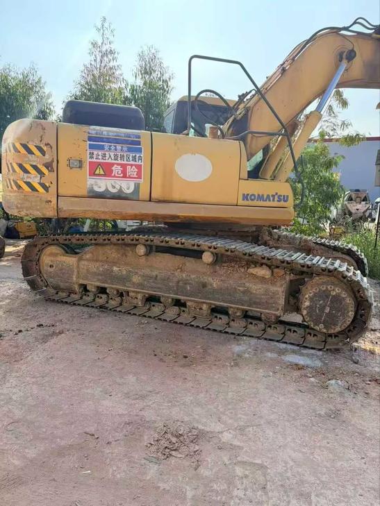 Buy Komatsu PC270-7 Used Excavator / 1