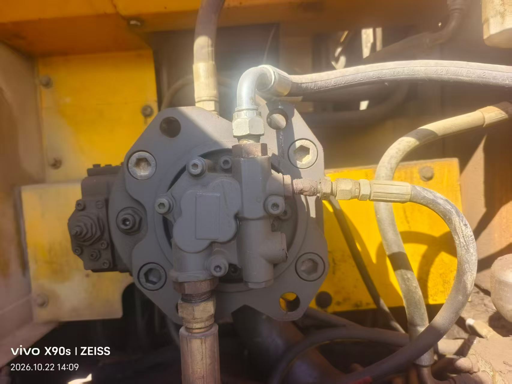 Buy Volvo EC210B Used Excavator / 6