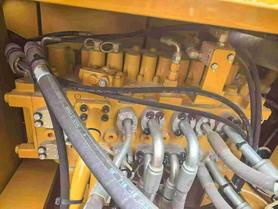 Acheter Pelle Caterpillar 330B d'occasion / 4 Acheter Pelle Caterpillar 330B d'occasion / 4