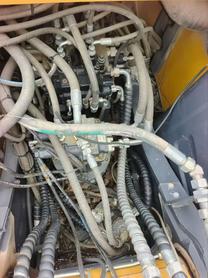 Buy XCMG LW150FV Used Excavator / 3 Buy XCMG LW150FV Used Excavator / 3