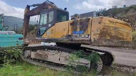 Buy Sany SY305C Used Excavator / 3 Buy Sany SY305C Used Excavator / 3