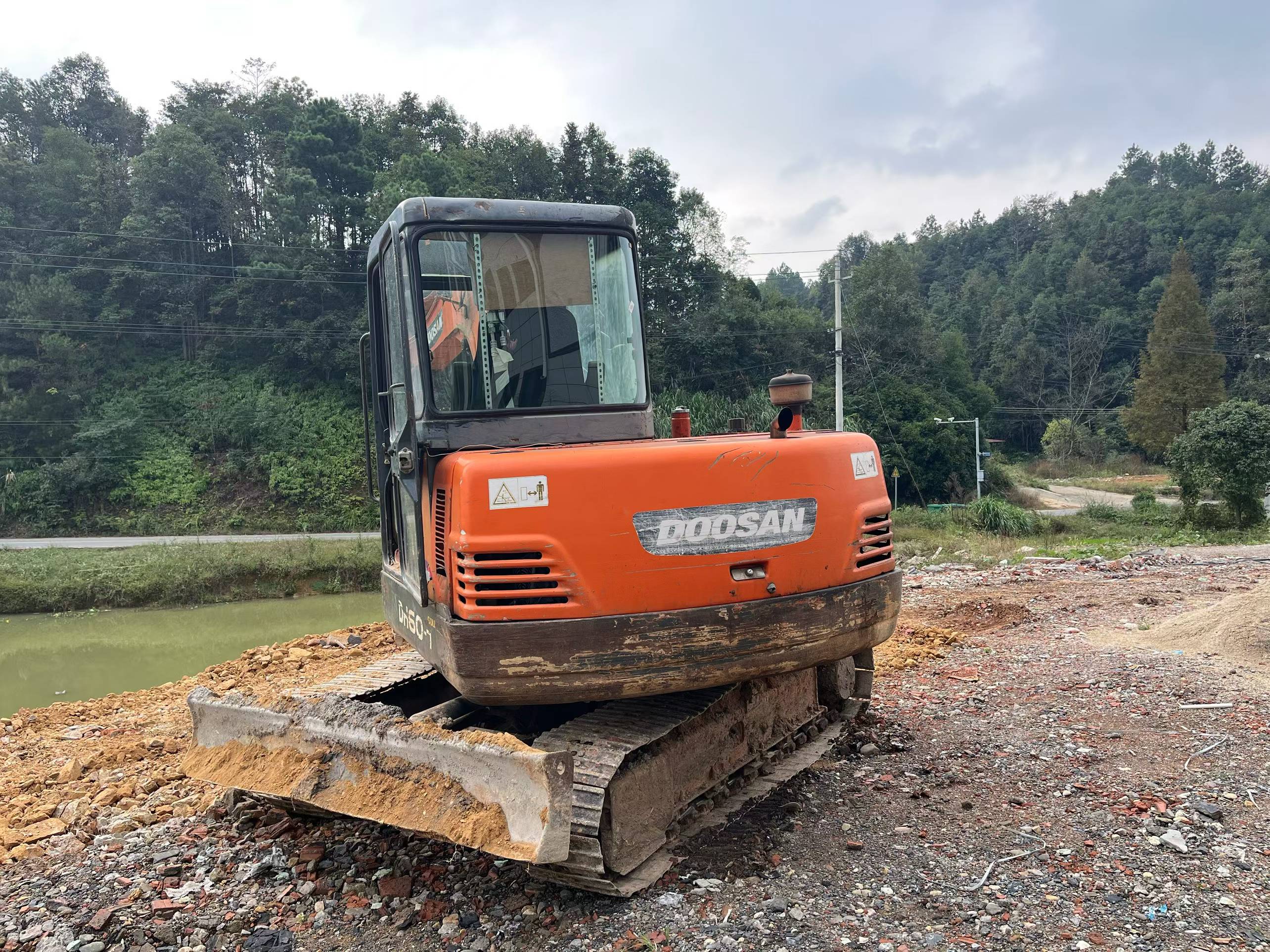 Buy Doosan DH55 Used Excavator / 2