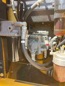 Buy Kato Used Excavator / 4 Buy Kato Used Excavator / 4