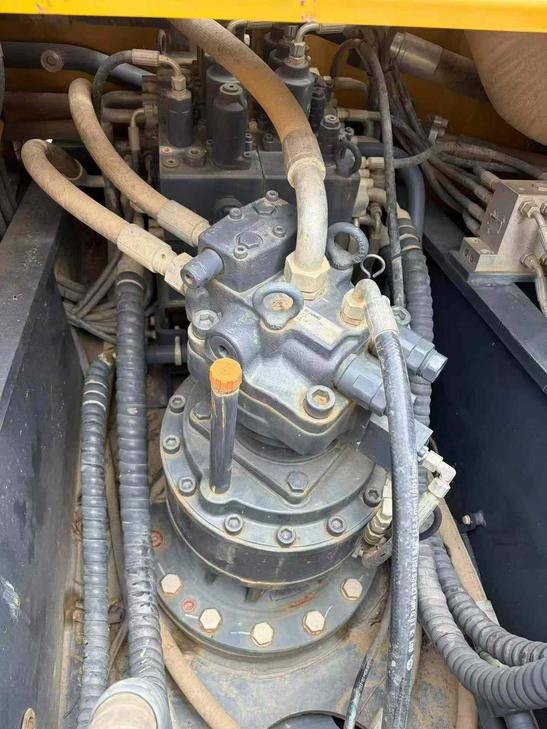 Buy XCMG LW200 Used Excavator / 1