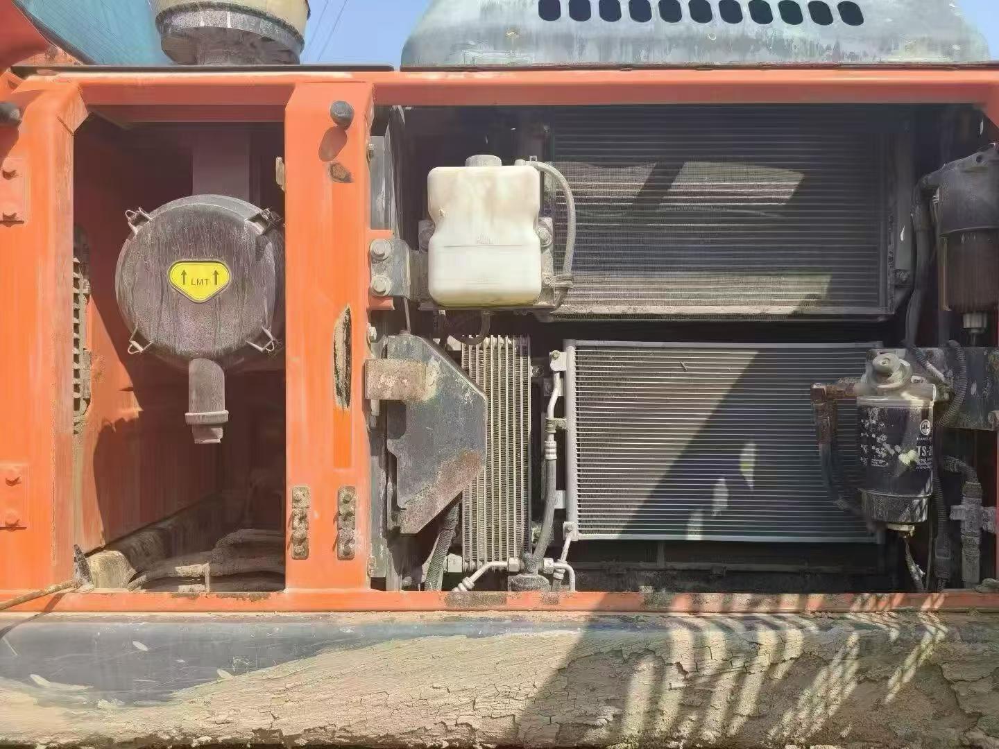 Compre Escavadeira Doosan DH215-7 Usada / 4
