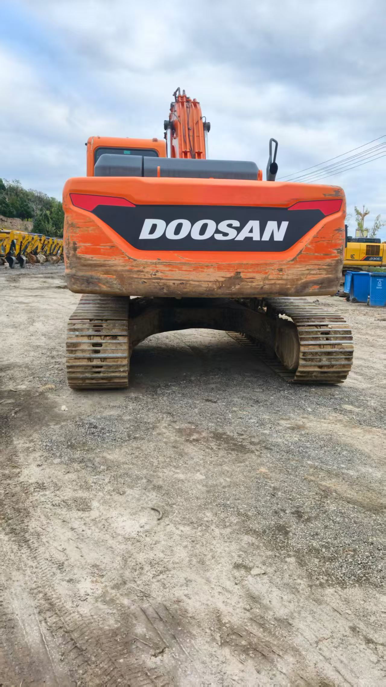 Buy Doosan DH220 Used Excavator / 3