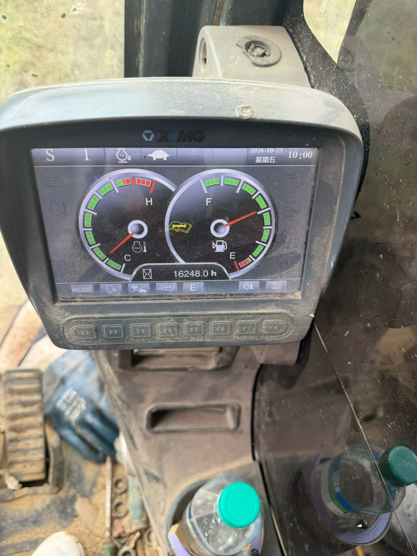 Buy XCMG XE215 Used Excavator / 8