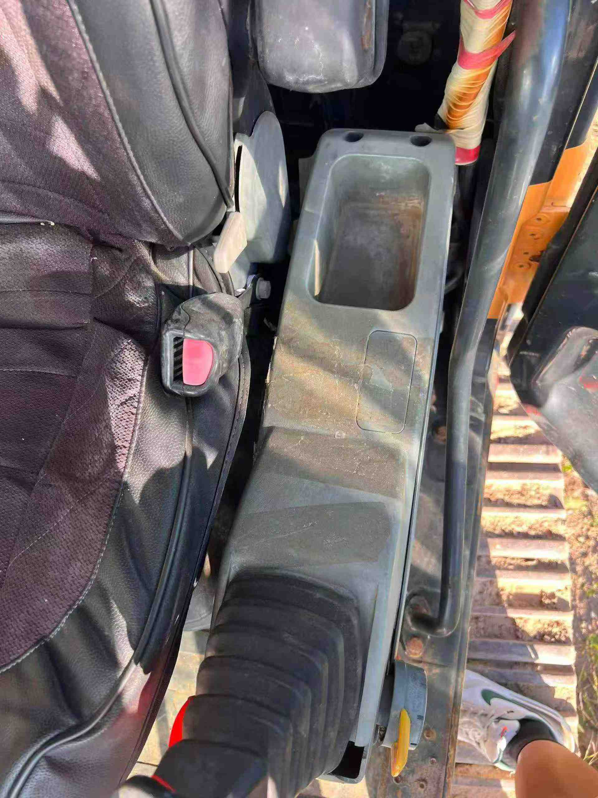 Buy Hyundai 220LC Used Excavator / 5