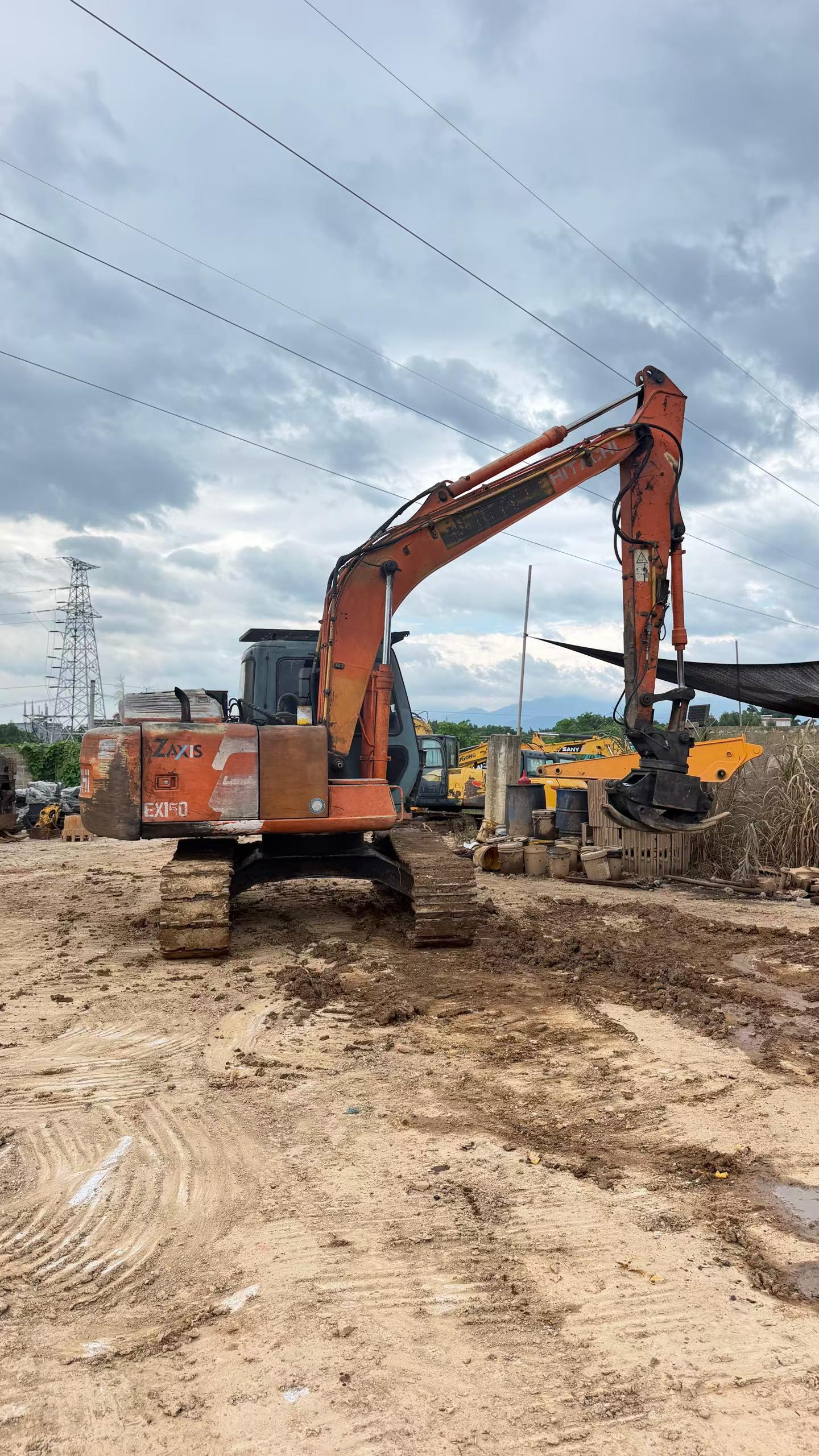 Buy Hitachi EX120 Used Excavator / 3