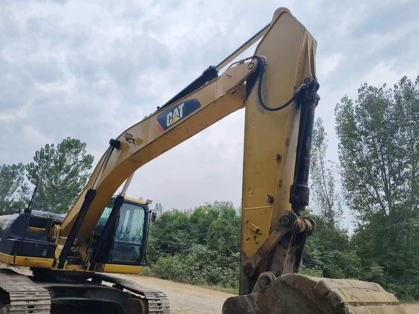 Buy Caterpillar 330B Used Excavator / 4