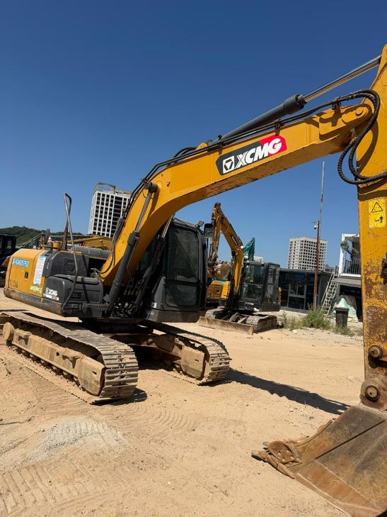 Buy XCMG Used Excavator / 1