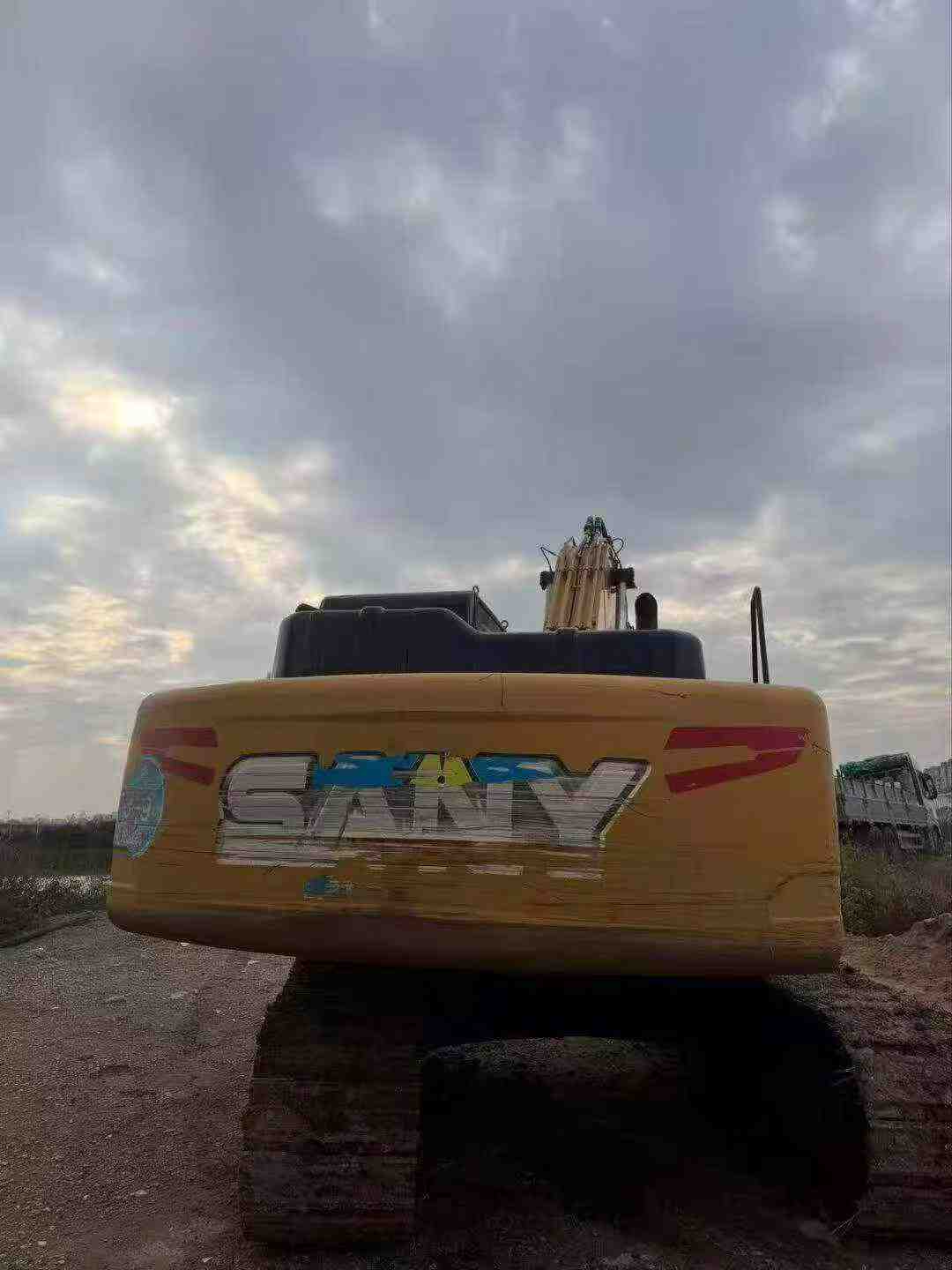 Buy Sany SY205C Used Excavator / 3